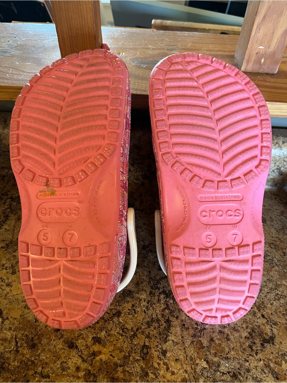 Sanrio Hello Kitty Hot Pink Slip-On Clog with White Strap - Picture 4 of 4